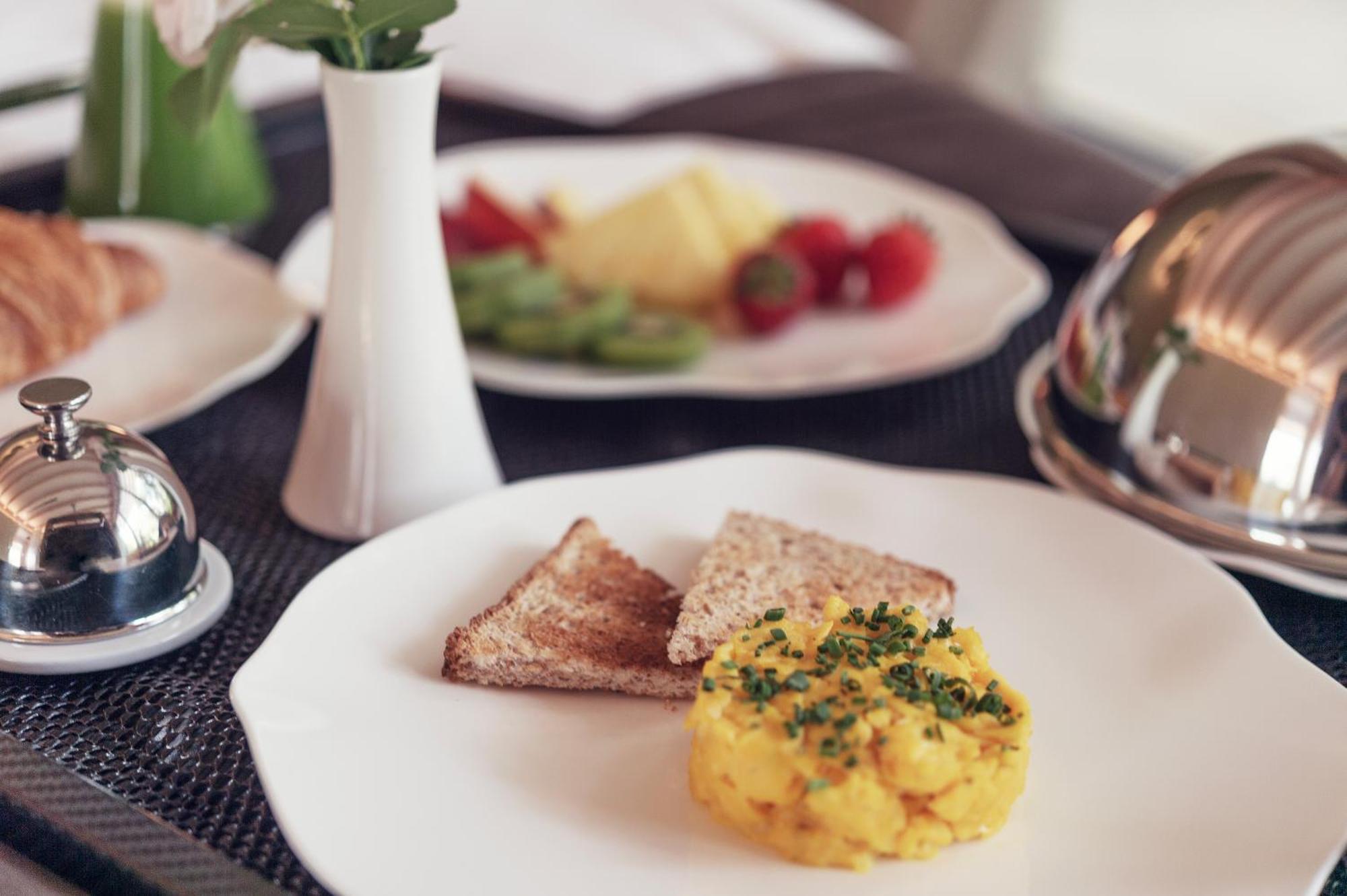 San Colombano Suites บาร์โดลิโน ภายนอก รูปภาพ