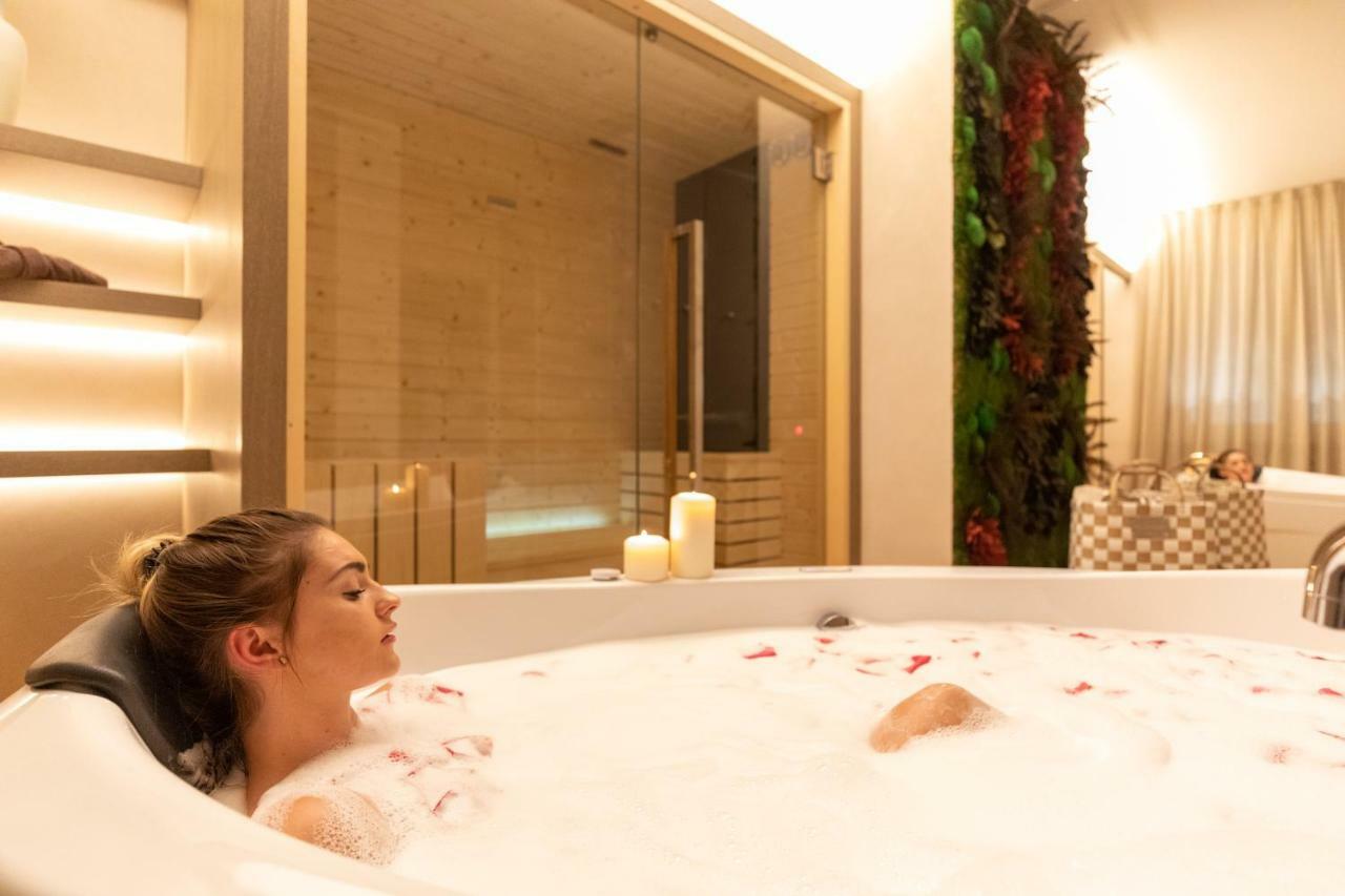 San Colombano Suites บาร์โดลิโน ภายนอก รูปภาพ